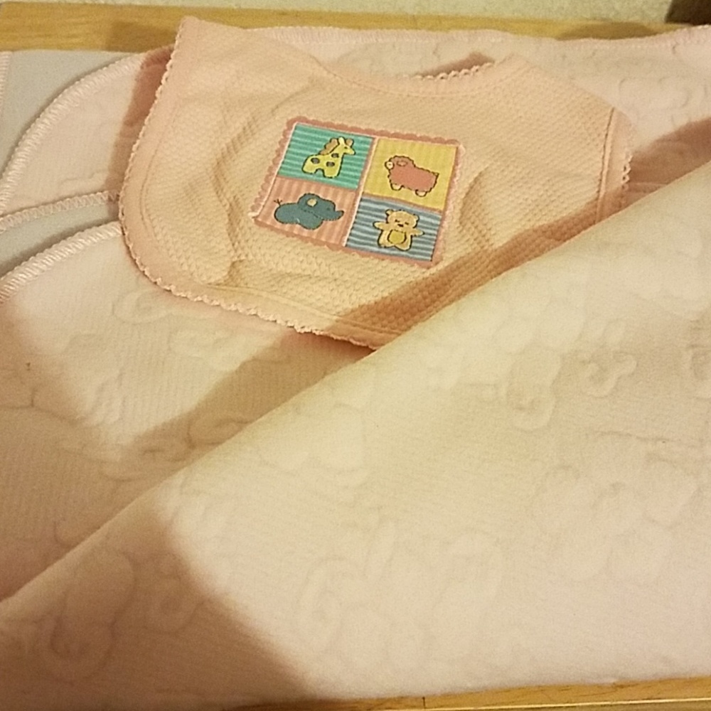 Double sided fleece blanket